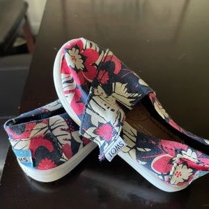 Toddler Toms